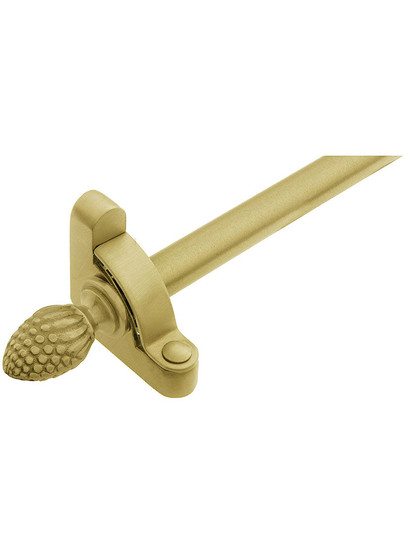 28 1/2 inch Heritage Pineapple Tip Stair Rod - 1/2 inch Diameter Brass With Standard Brackets in Satin Brass.